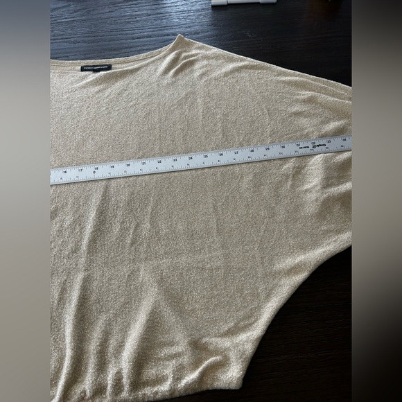 Express design studio blouse metallic gold shimmer oversized glamour holiday - Picture 13 of 13